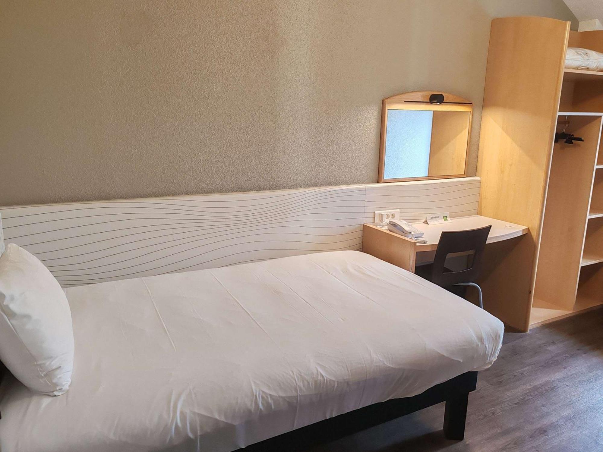 Hotel Ibis Styles Paris Poissy Zewnętrze zdjęcie